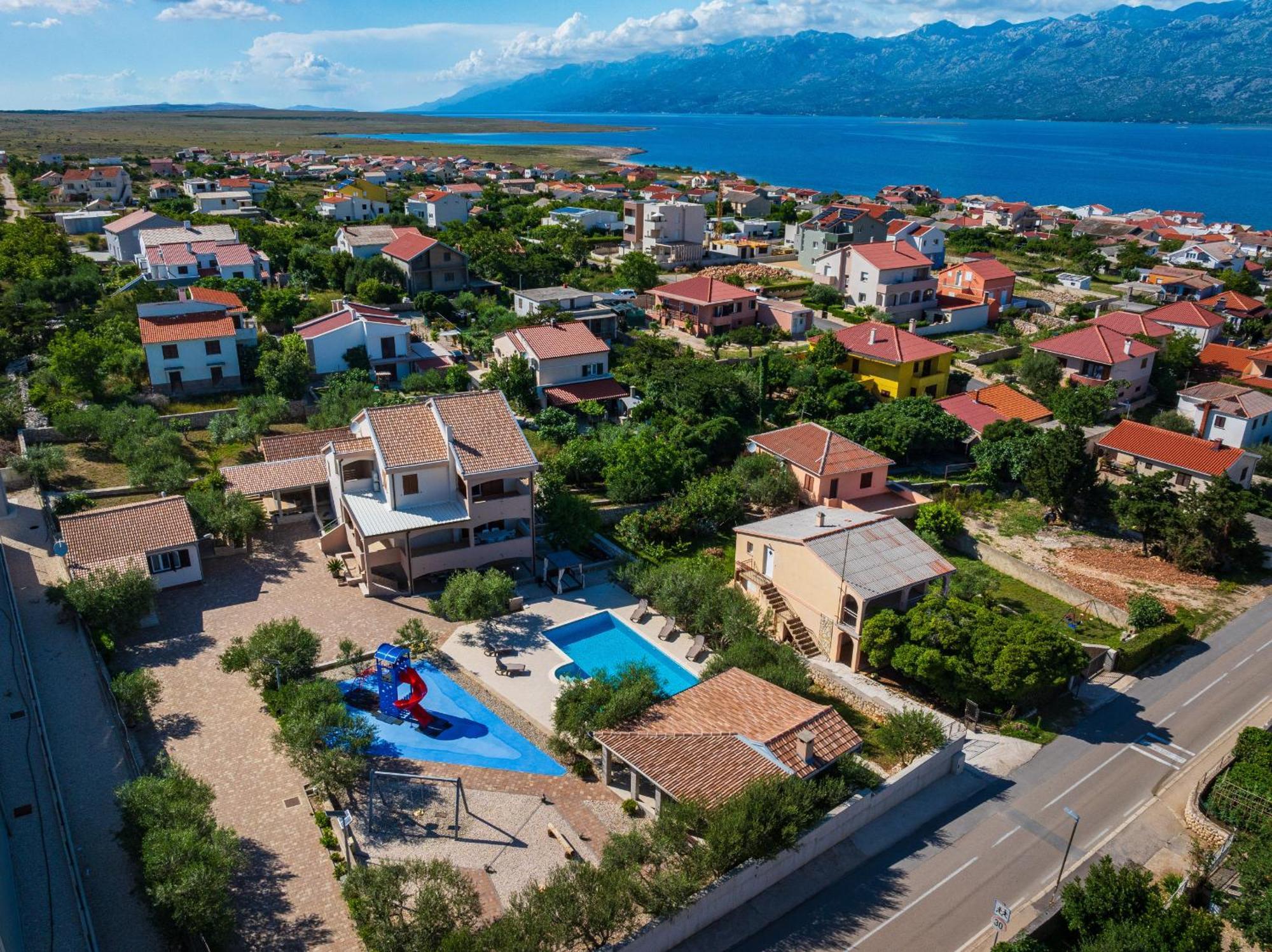 Villa Zlatni dvori Ražanac Esterno foto