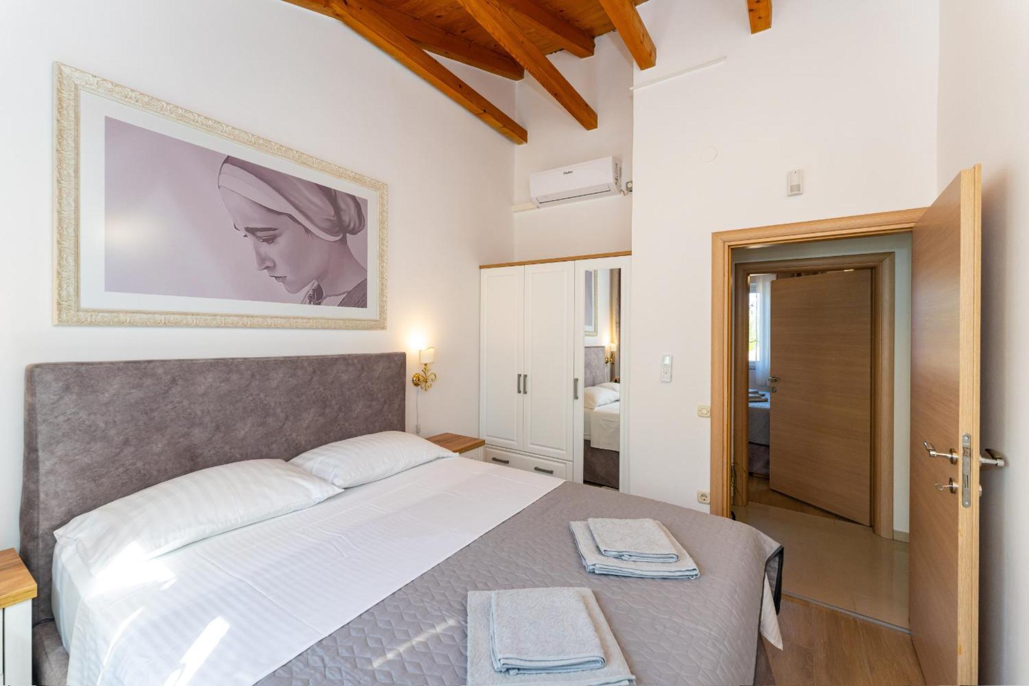 Villa Zlatni dvori Ražanac Esterno foto